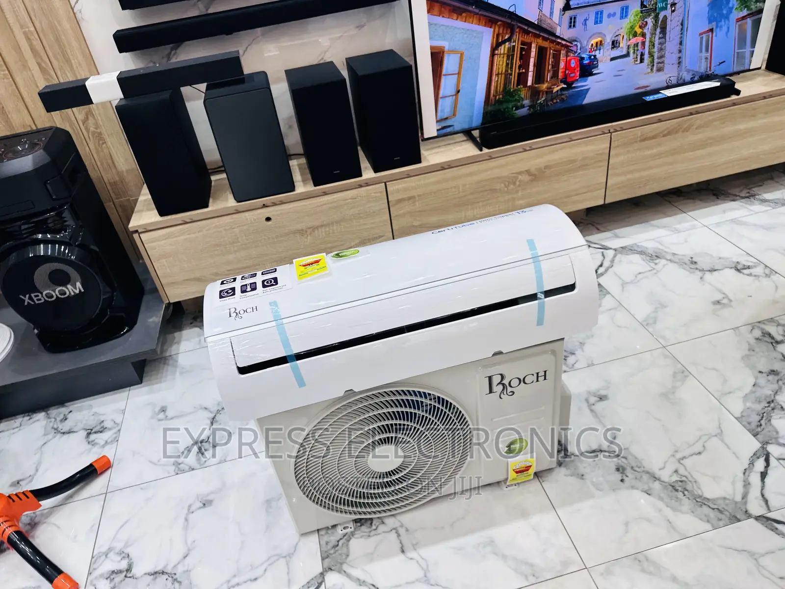 Anti Rust Body AC Split R410 Roch 1.5hp White
