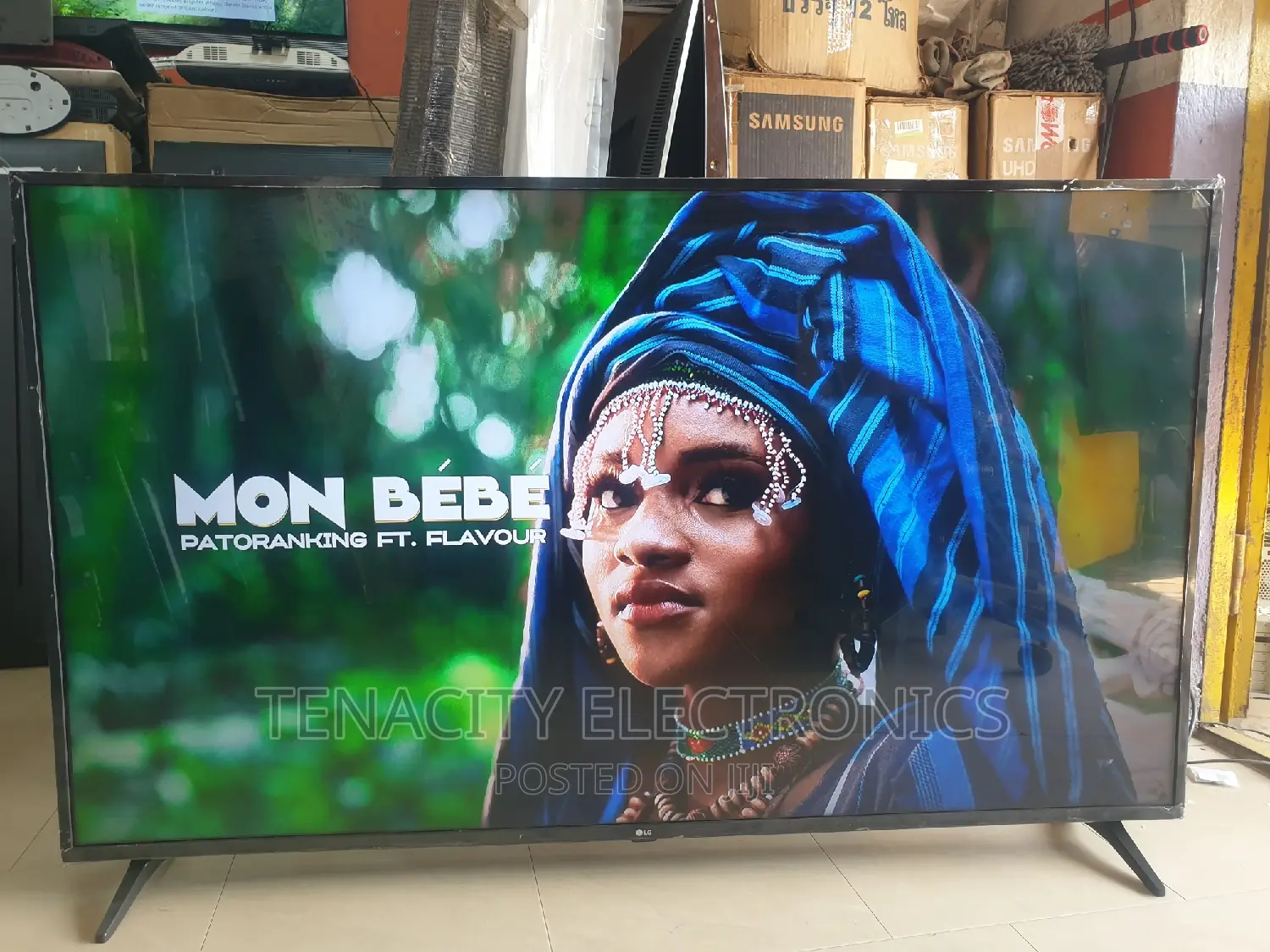 65"Lg 2022/Uhd HDR Smart Satellite Tv