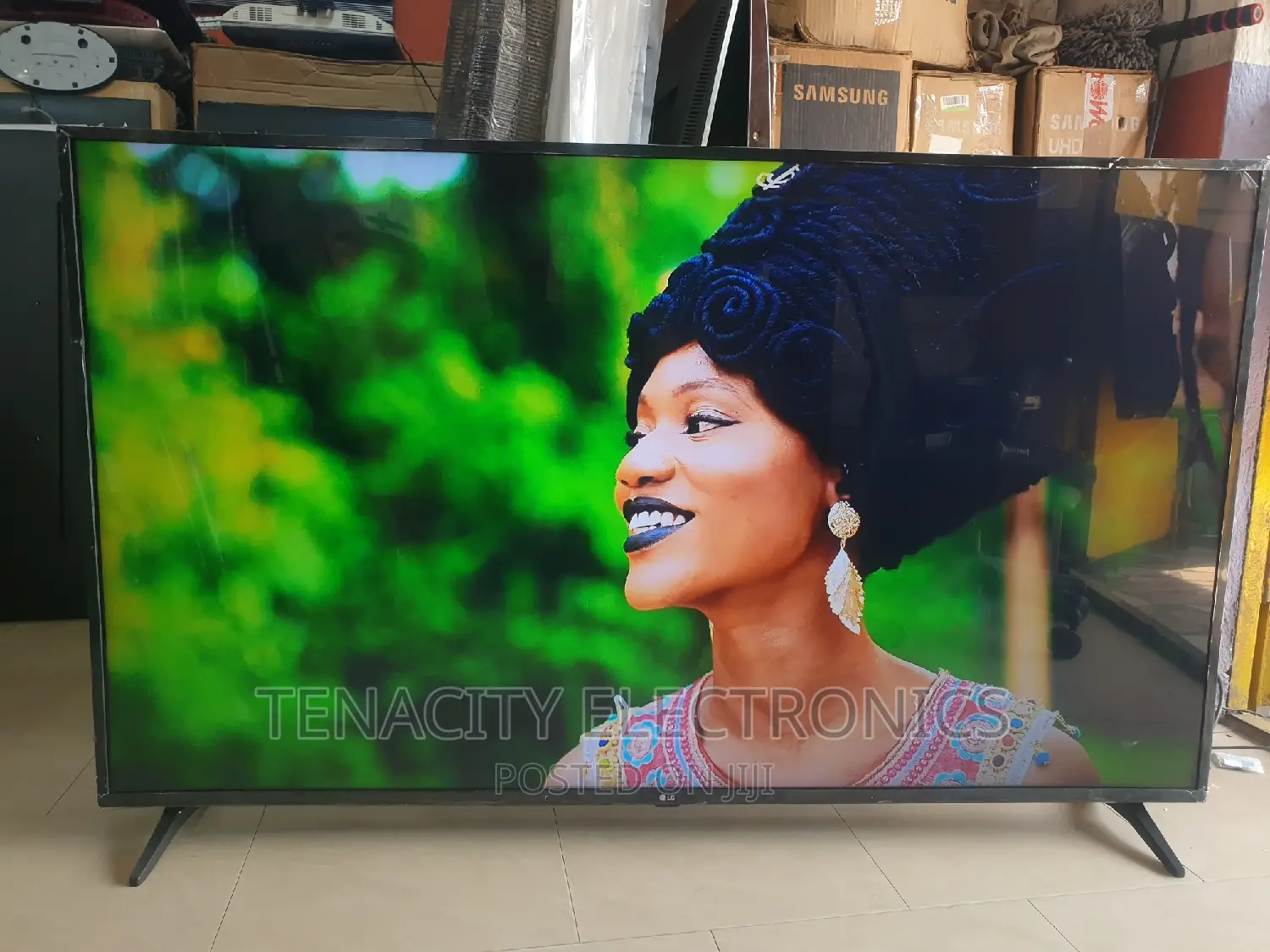65"Lg 2022/Uhd HDR Smart Satellite Tv