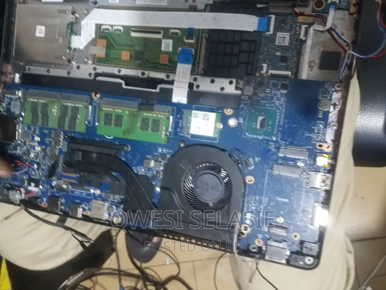 Sales and Repairing of All Kinds of Laptops