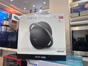 Onyx ><7 Bluetooth Speaker