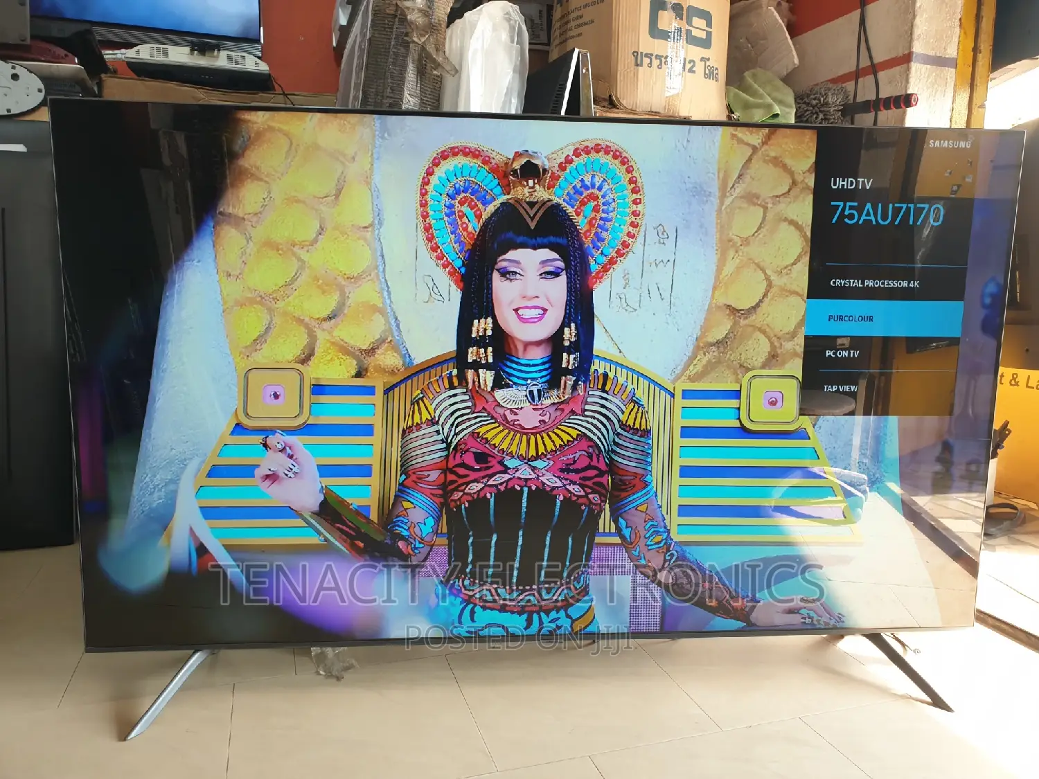 Crystal Uhd 75"Samsung Smart Satellite Tv