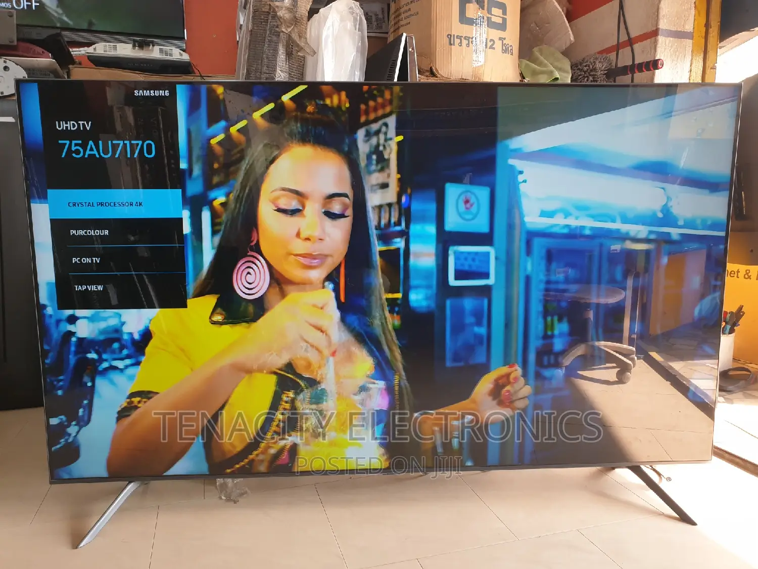 Crystal Uhd 75"Samsung Smart Satellite Tv