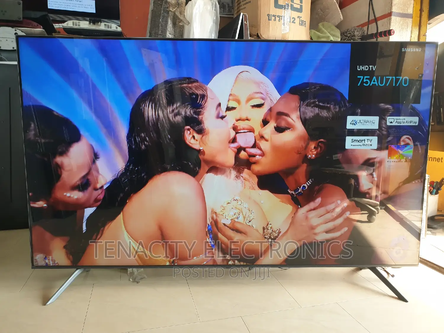 Crystal Uhd 75"Samsung Smart Satellite Tv