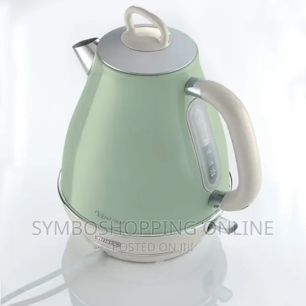 Ariete Vintage Jug Kettle Green in Airport Residential Area