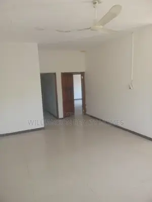 3bdrm House in Hfc Estate, Spintex for rent