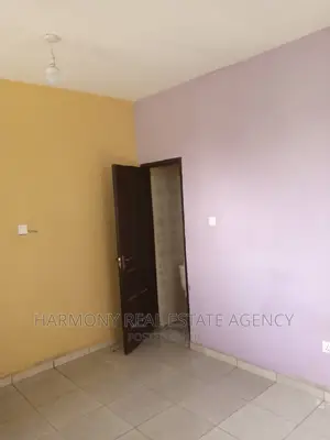 3bdrm Apartment in Kotobabi for rent