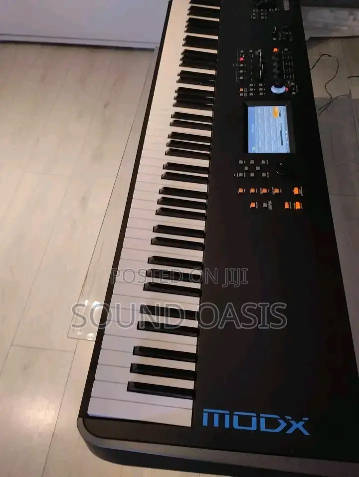 Yamaha Modx8 88-Key Synthesizer Workstation