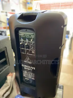 Behringer Eurolive Active 2-Way 15" Pa Speaker System