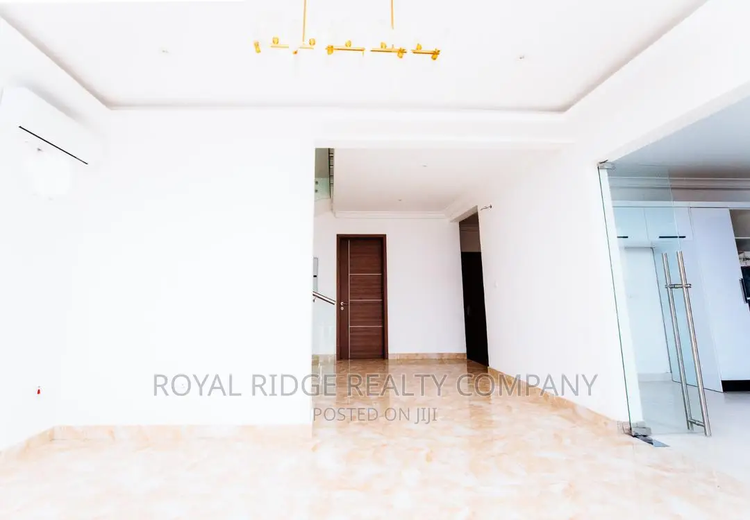 4bdrm Townhouse/Terrace in East Legon, Accra Metropolitan for sale