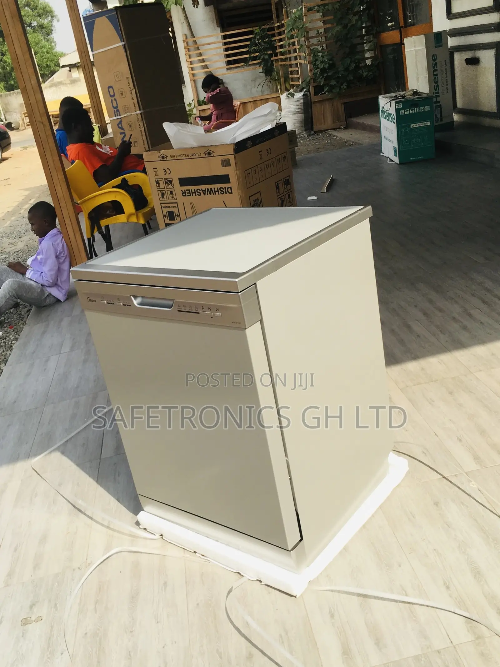 12 Plate WQP12-5203 Electric Midea Gray Dishwasher