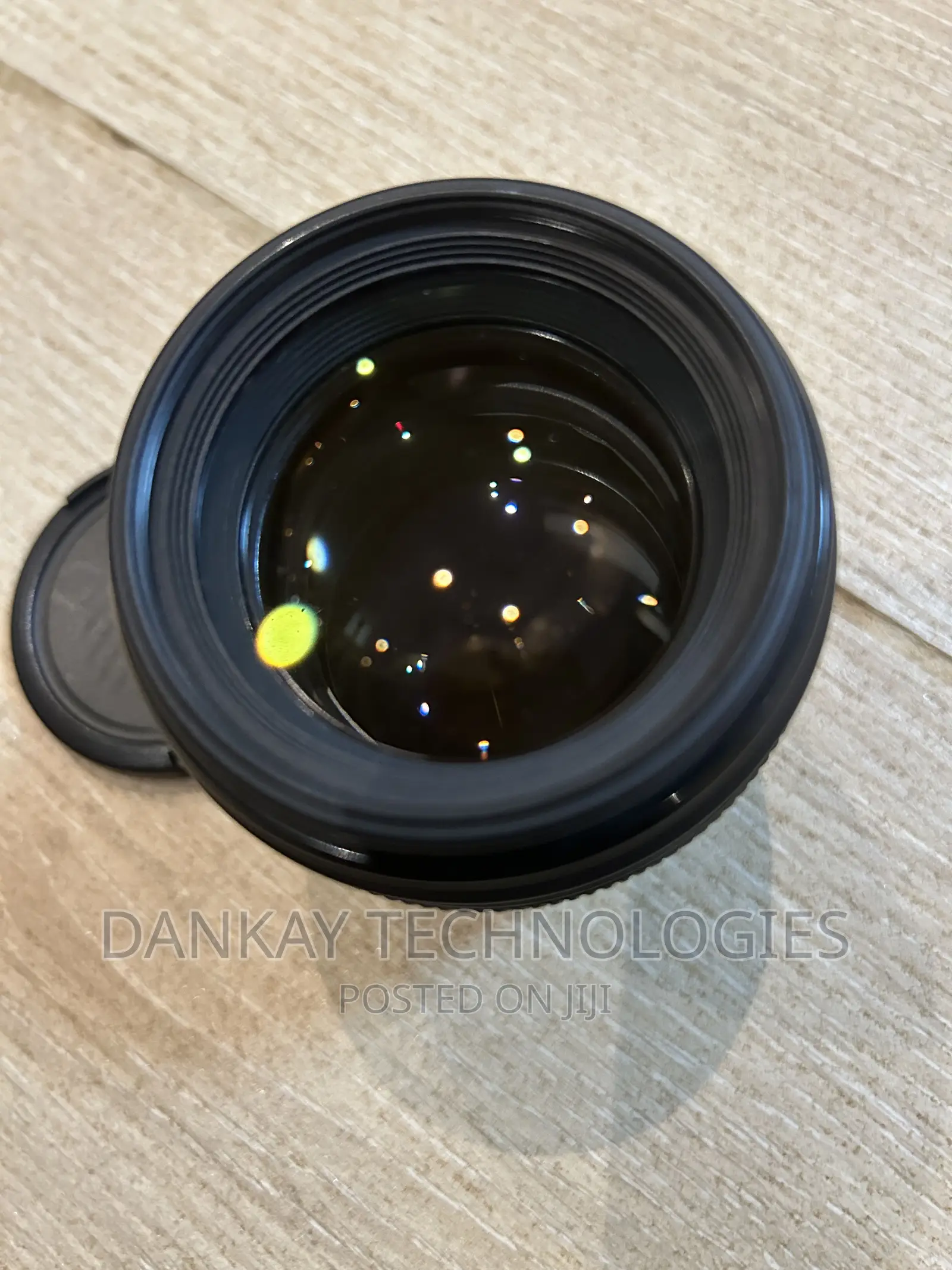 Canon Ef 85mm F/1.8 Usm Lens