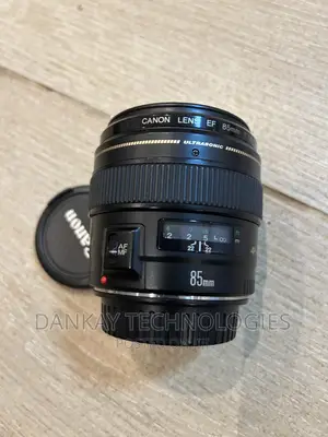 Canon Ef 85mm F/1.8 Usm Lens