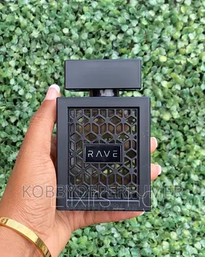 Lattafa Rave Now Black Perfume Spray