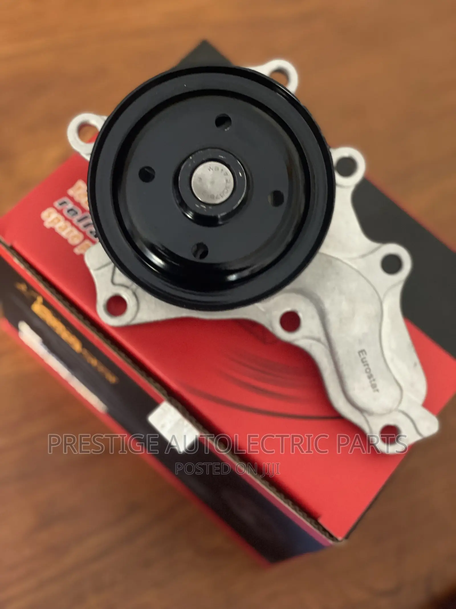Water Pump for Camry , Highlander, Rav 4 , Venza