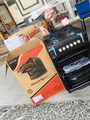 60x69 Oven With Grill Ferre Glass Lid 4 Gas Burner Black