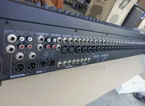 Yamaha Mgp40x Channels Mixer With Effects (Mgp32)