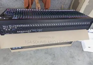 Yamaha Mgp40x Channels Mixer With Effects (Mgp32)