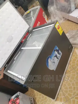 Top Cooling Signature 345L Chest Freezer