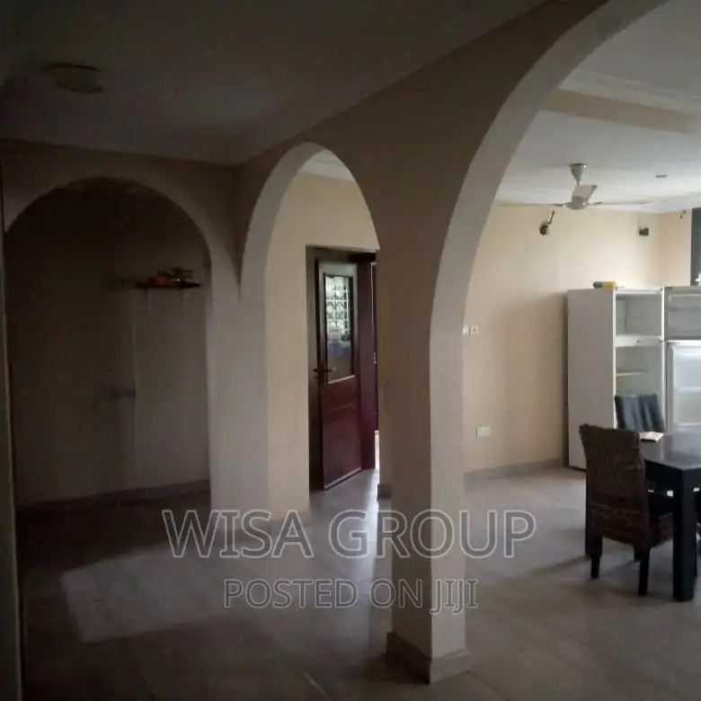 5bdrm Duplex in Wisa Groups, Accra Metropolitan for rent