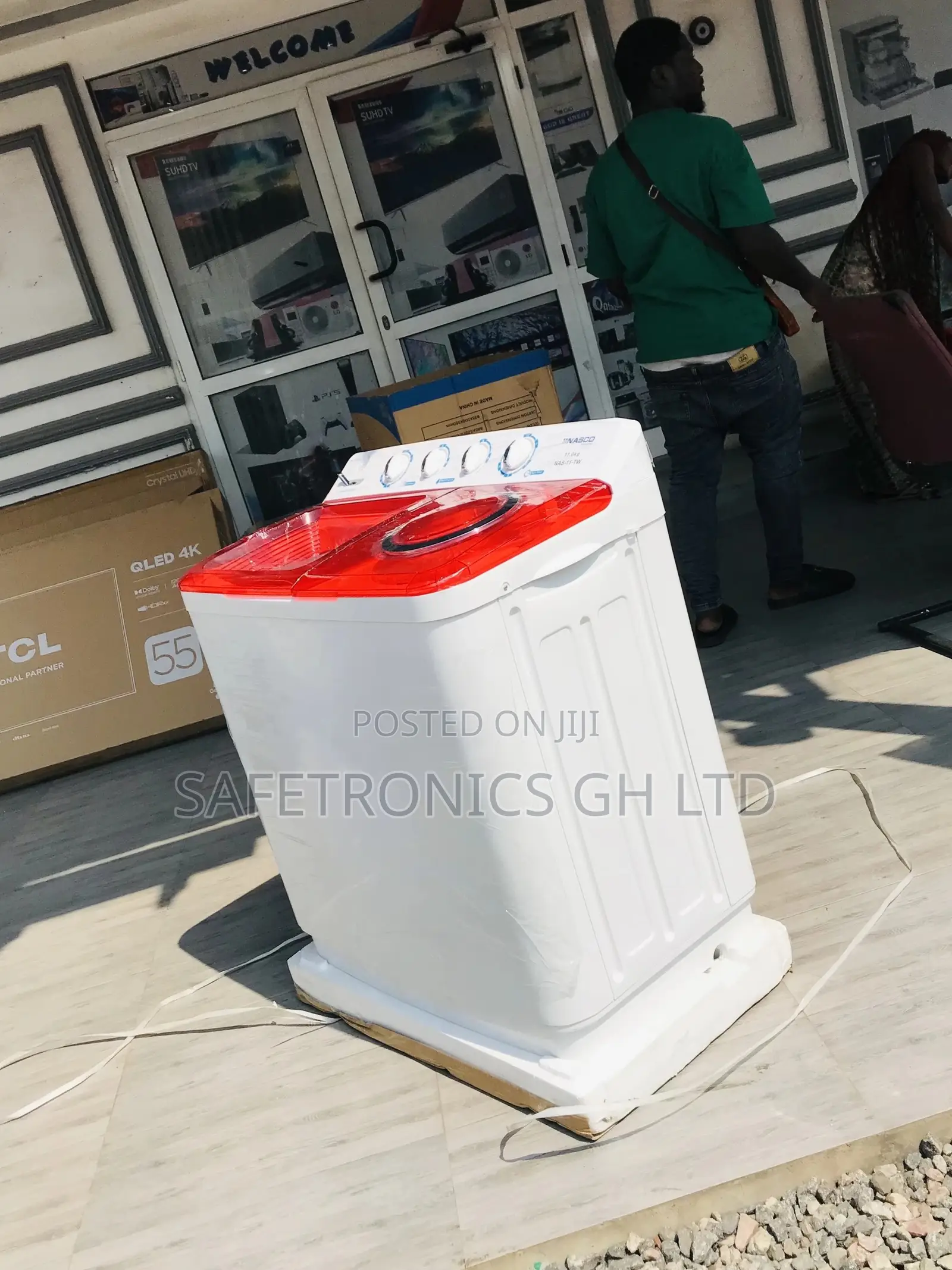 Red/White Semiautomatic Washingmachine Topload 11kg Nasco