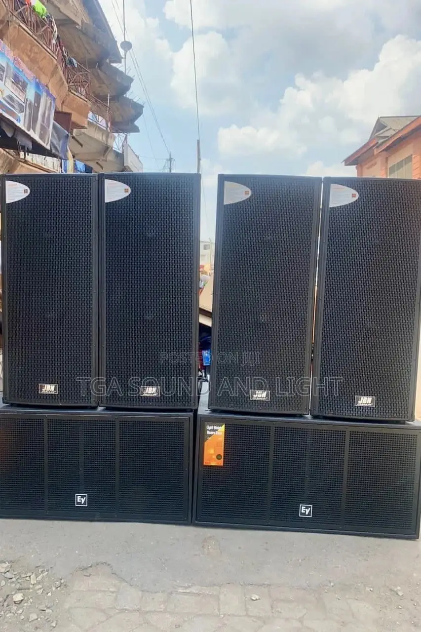6 Speakers Complete With Full Rack