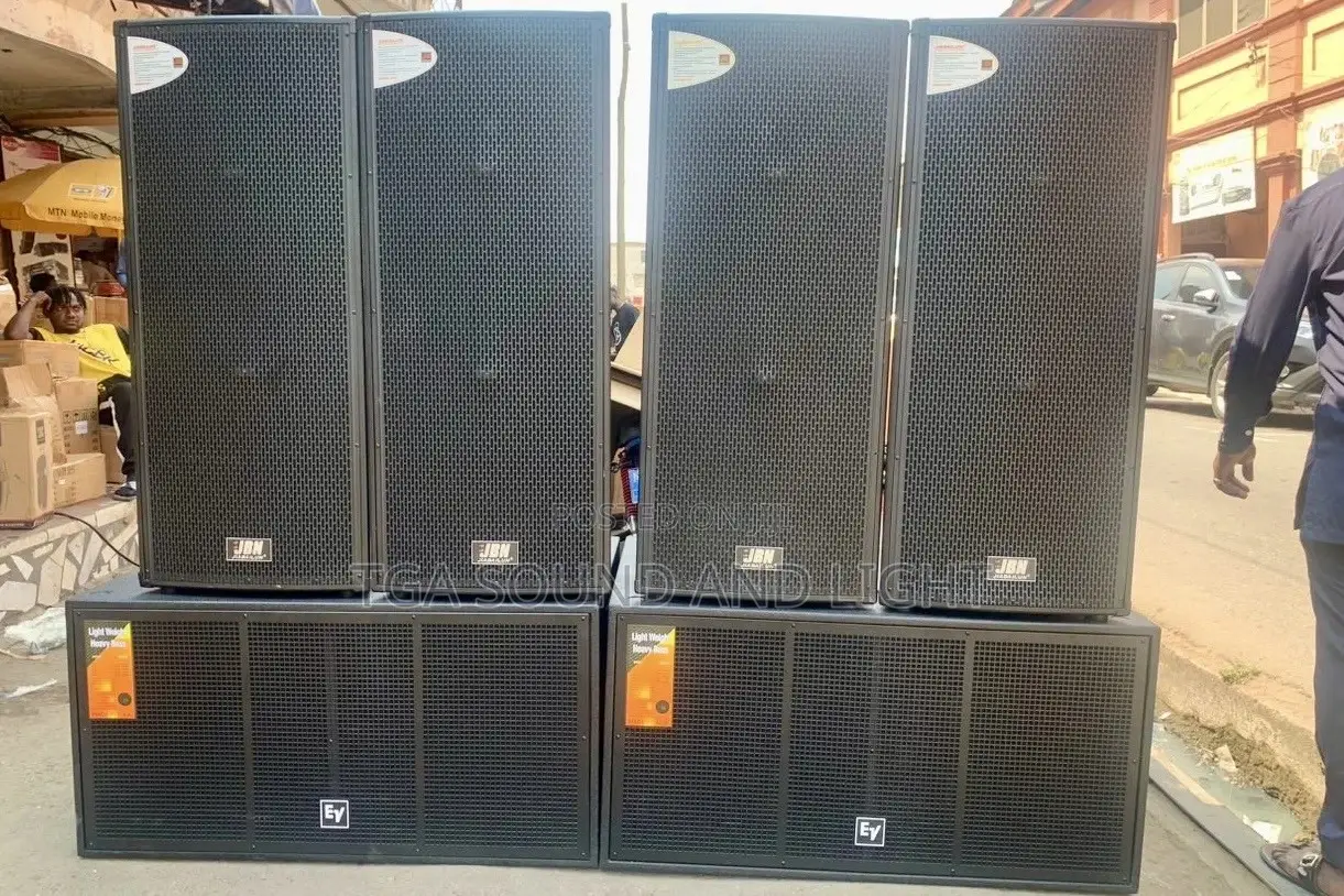 6 Speakers Complete With Full Rack