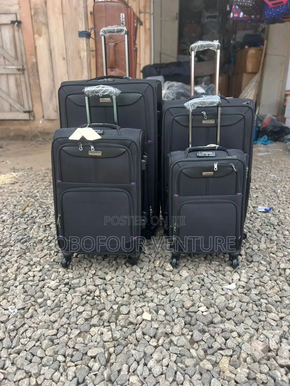 4 in 1 Quality Material Luggage (Black)