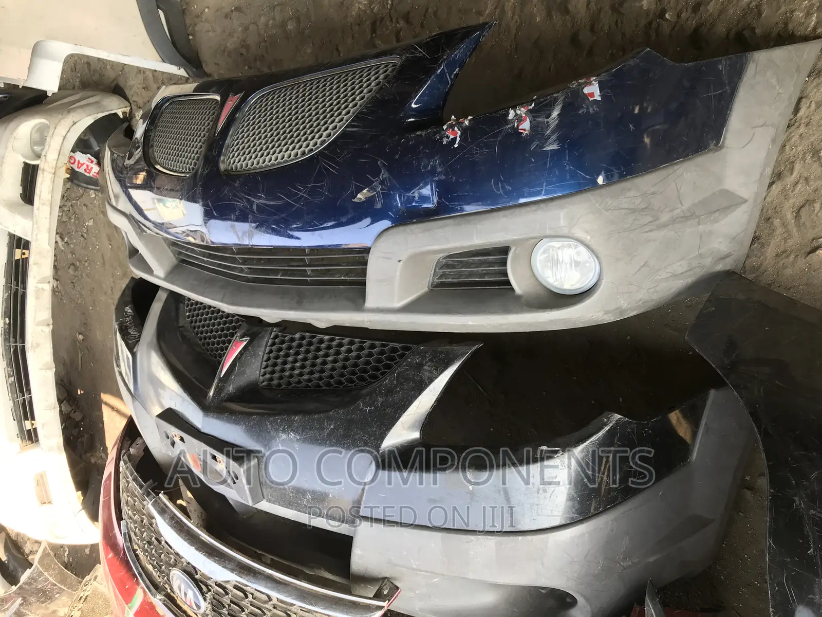 Pontiac Vibe 2005 - 2009 Front Bumpers