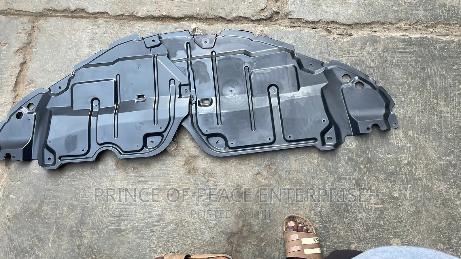 Universal Engine Under Panel or Splash