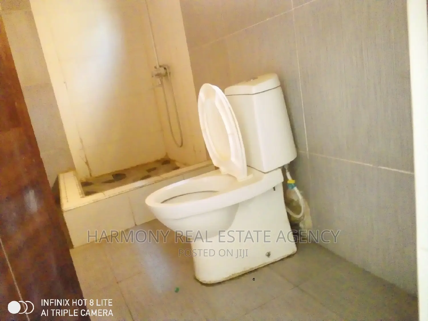 4bdrm House in Dzorwulu for rent