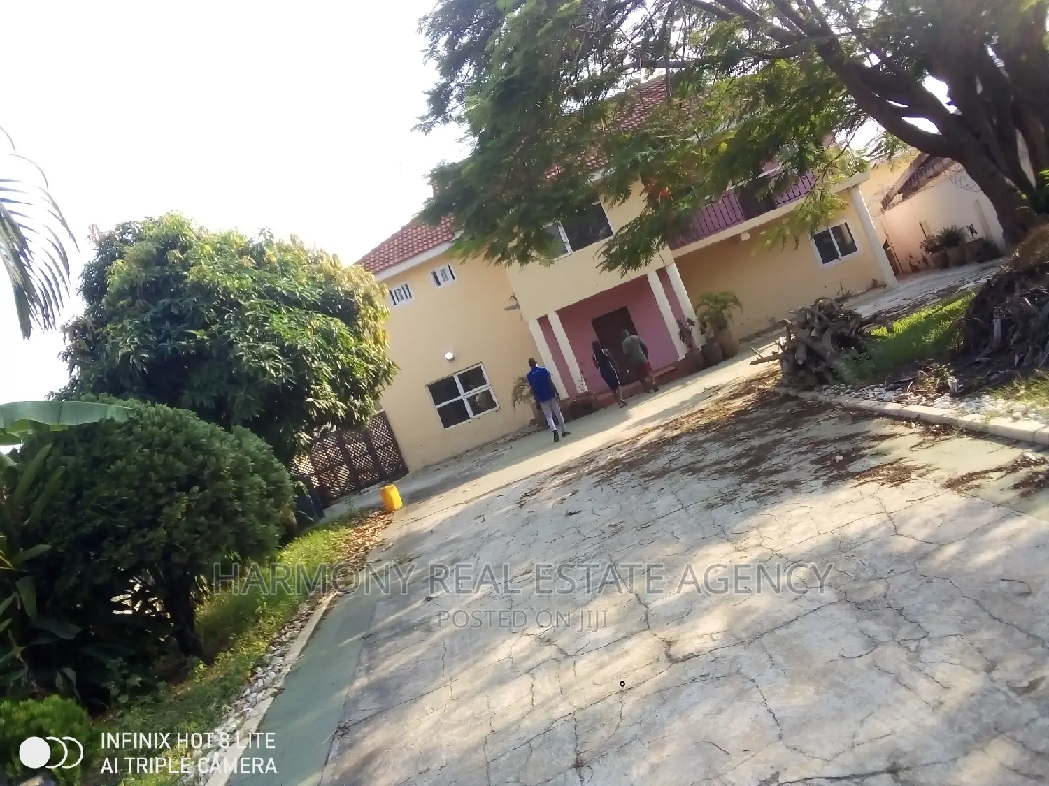 4bdrm House in Dzorwulu for rent