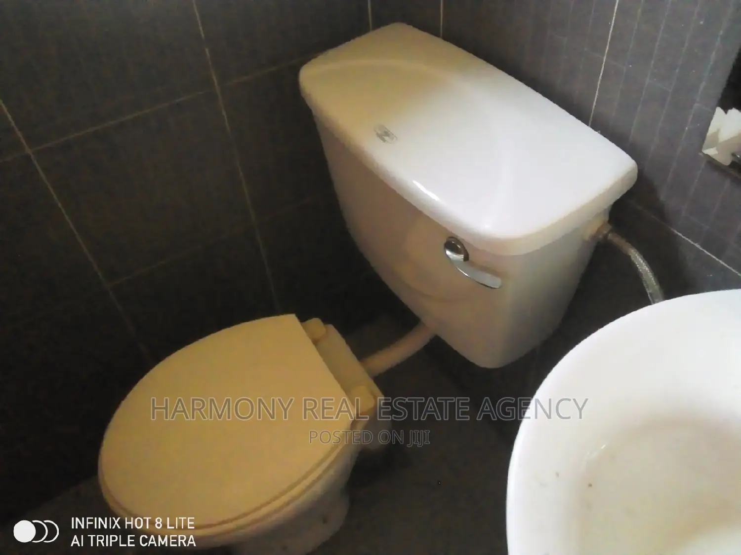 4bdrm House in Dzorwulu for rent