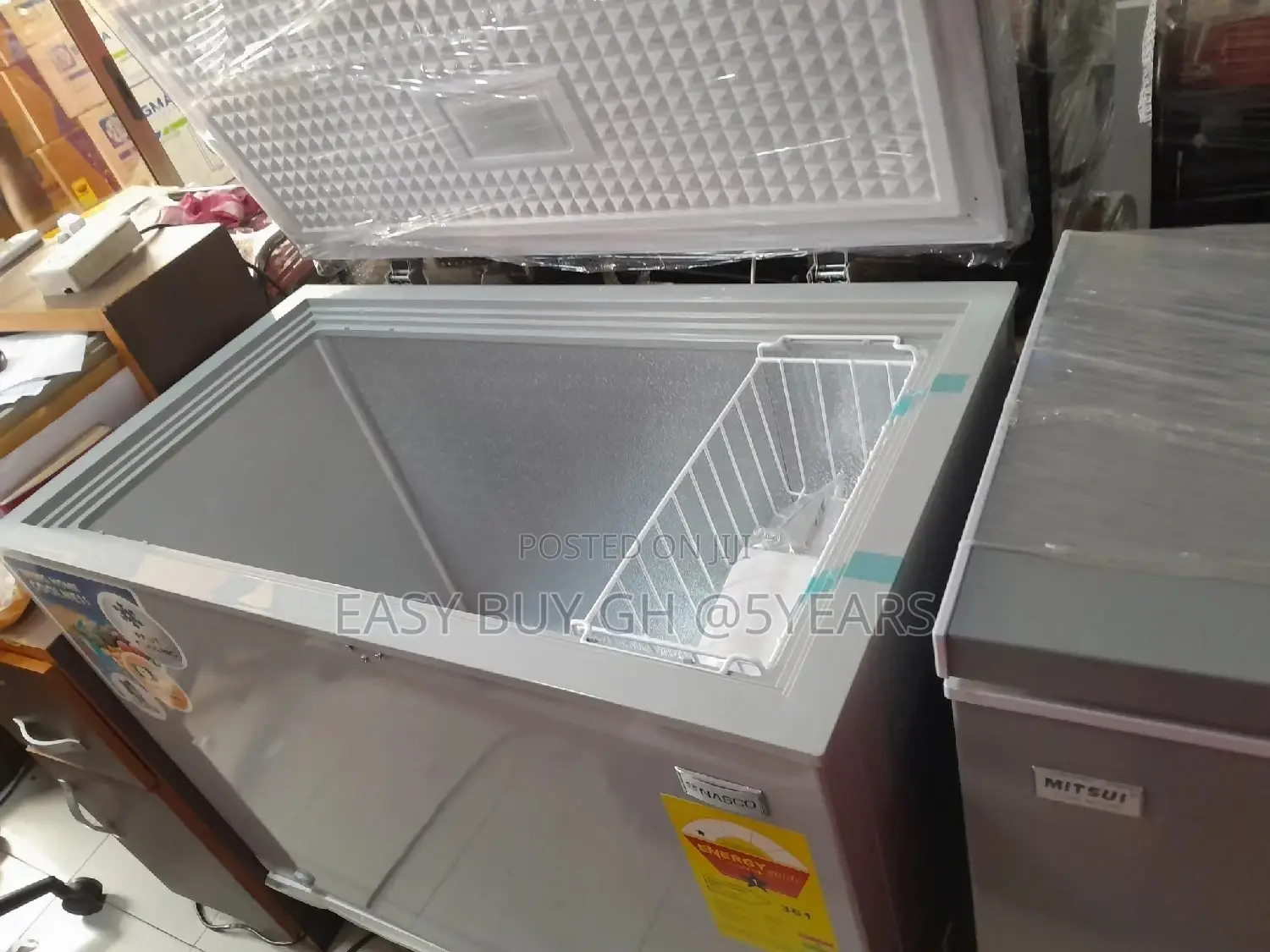 Fresh in Box Nasco Chest Freezer 290l