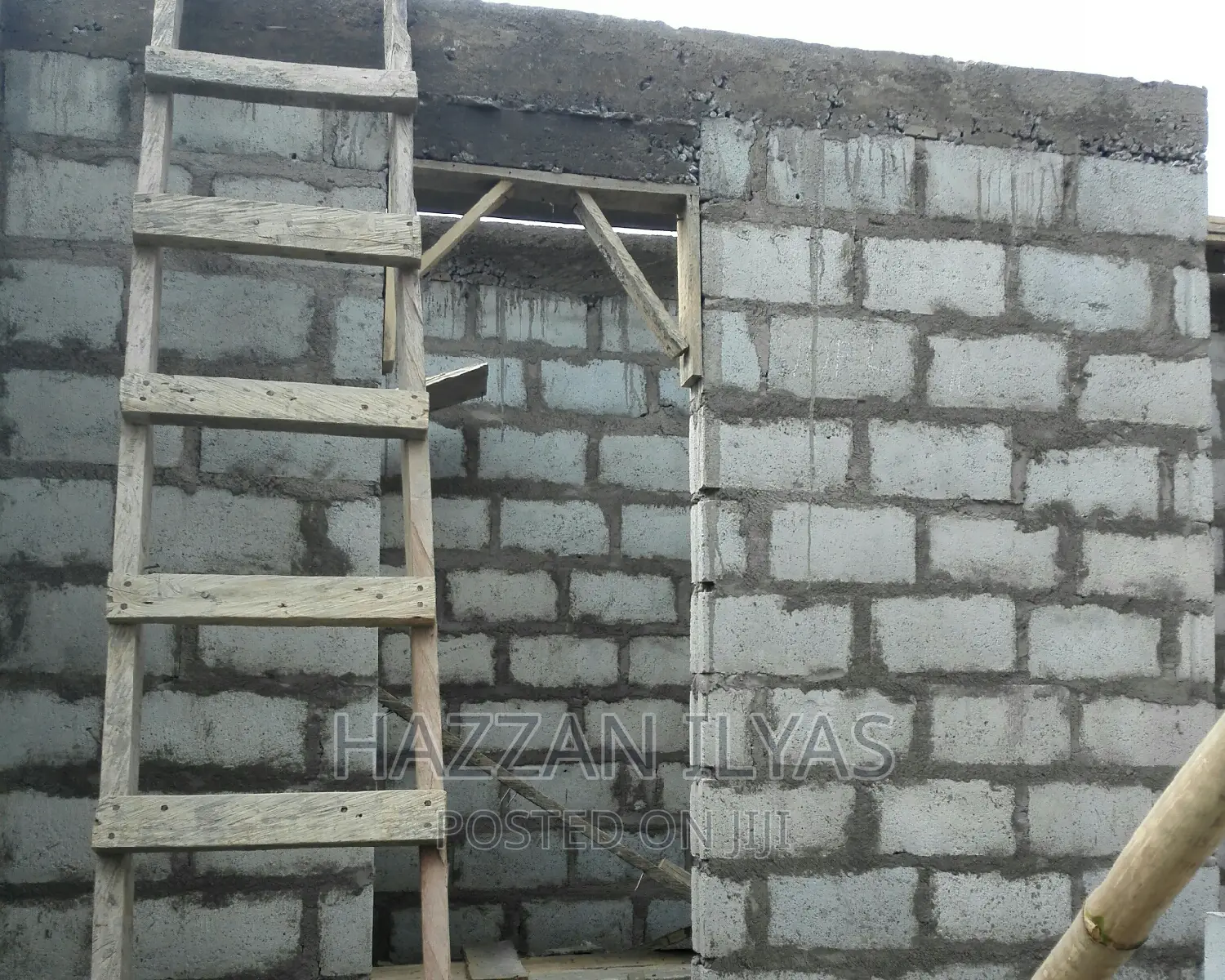 Professional Mason Warehouse Building
