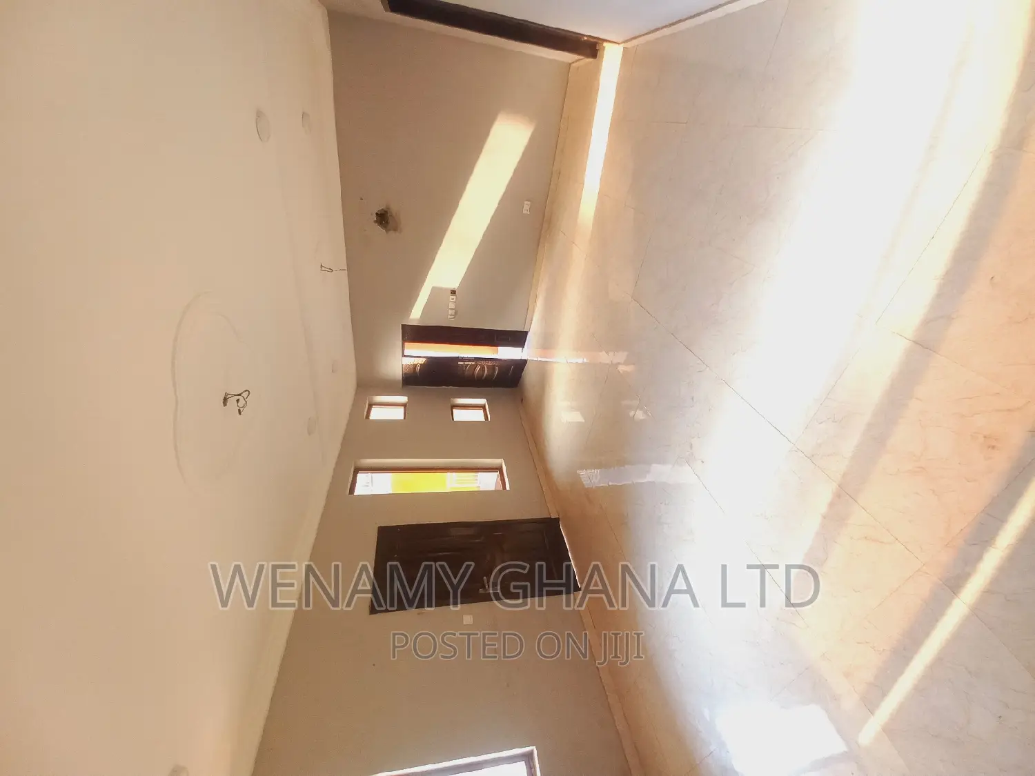 2bdrm Apartment in Community 25, Tema Metropolitan for rent