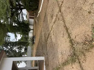 6bdrm Farm House in Ahodwo, Kumasi Metropolitan for sale