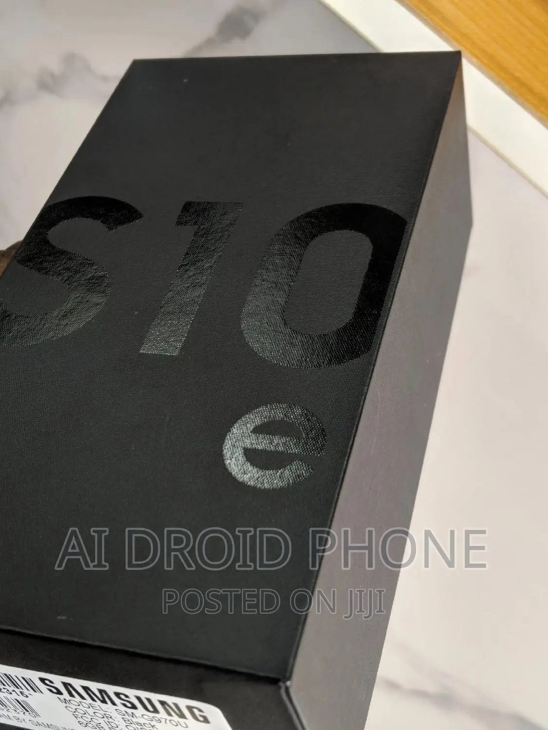 New Samsung Galaxy S10e 128 GB Silver