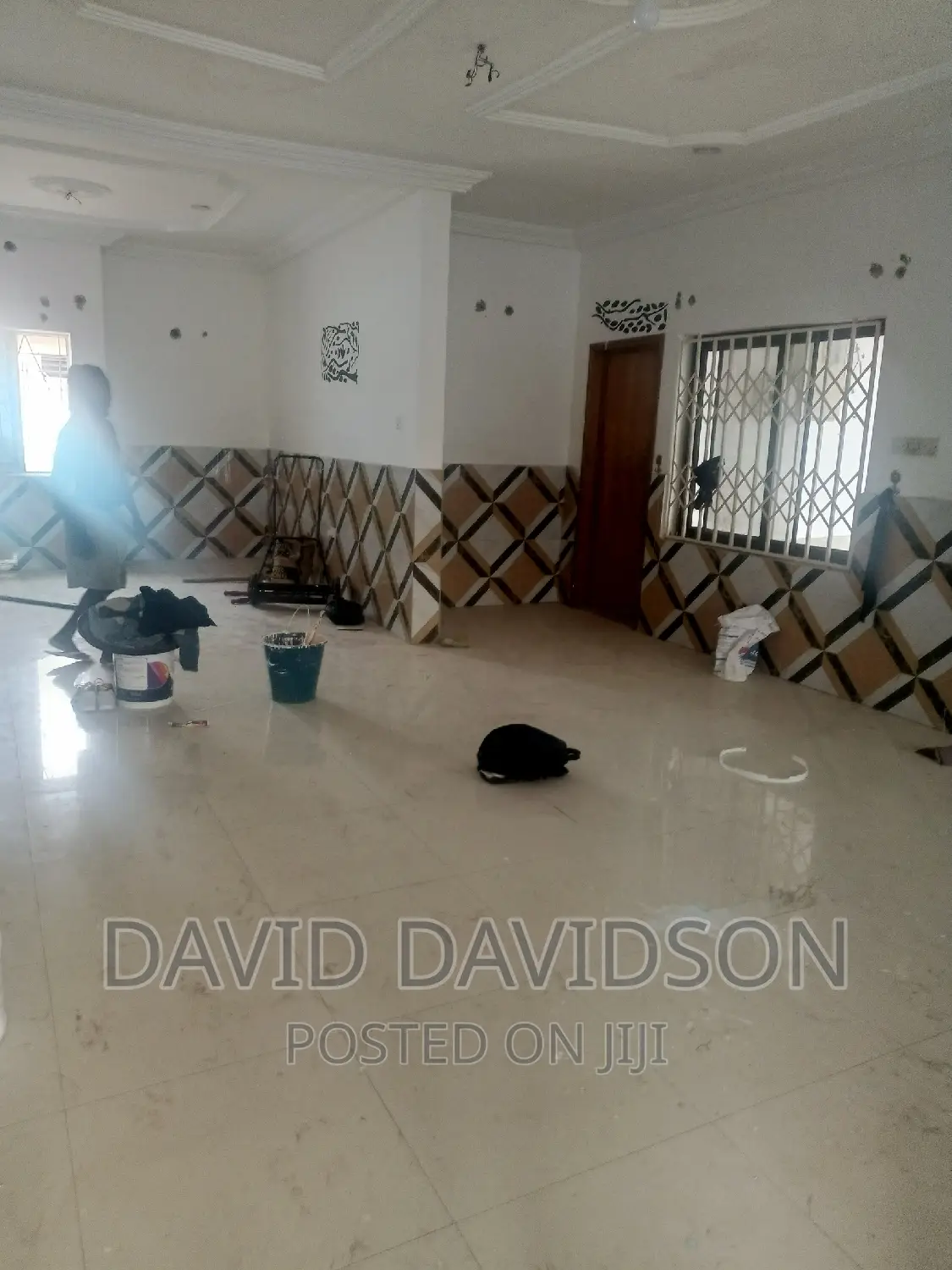 4bdrm Mansion in Executive 4 Bedroom, Tema Metropolitan for rent