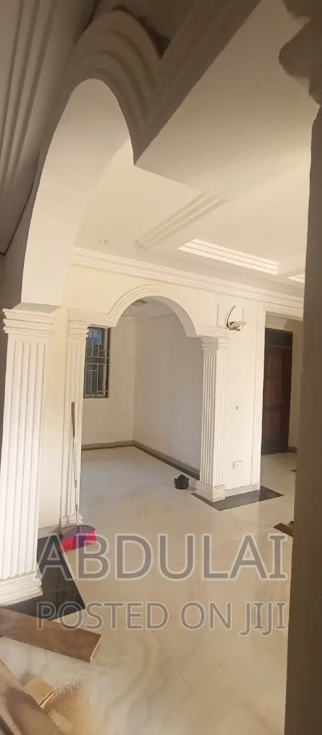 2bdrm Apartment in 2 Bedroom Apartment, for rent