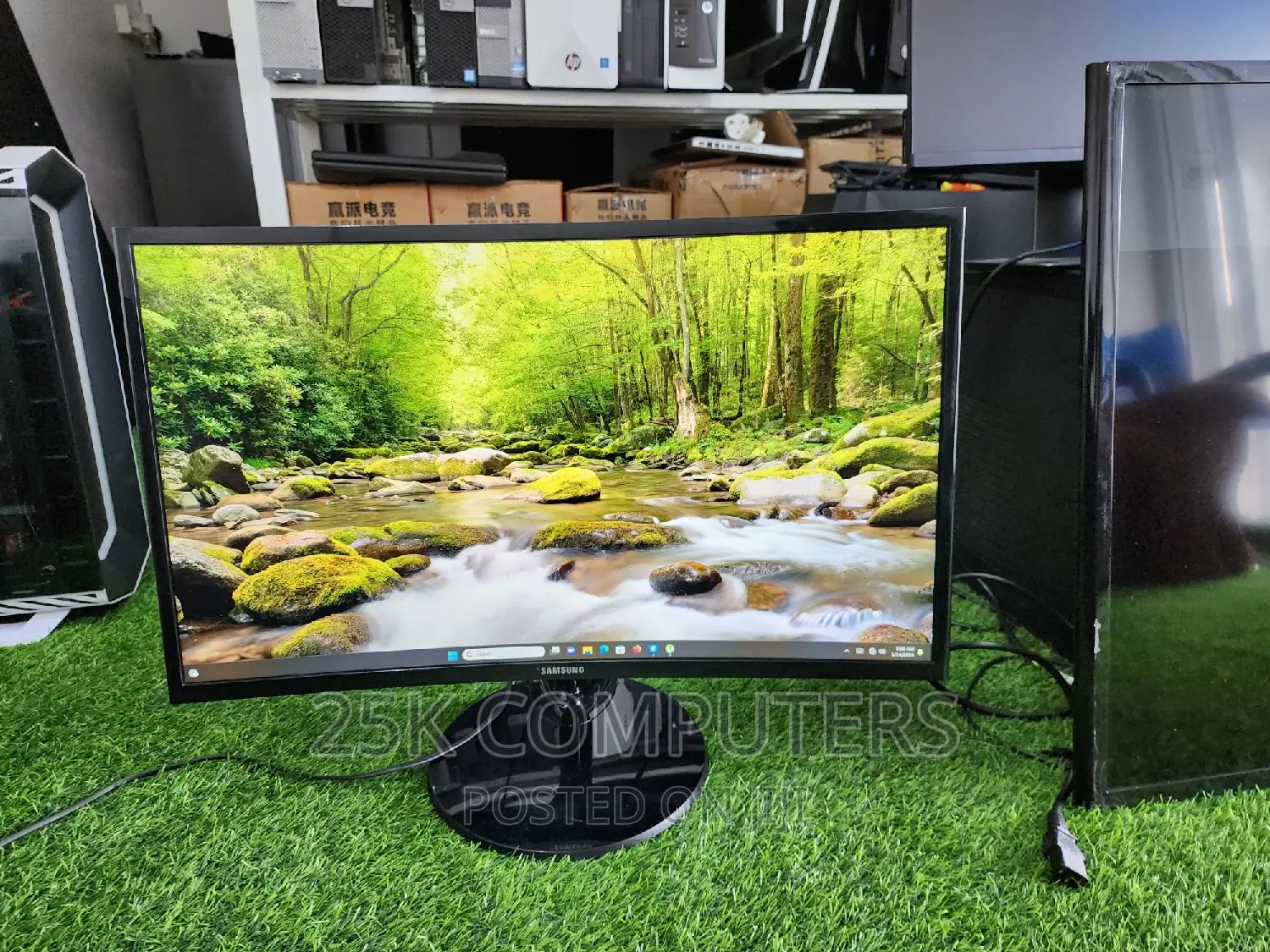 Samsung 27inch Curved FHD Display