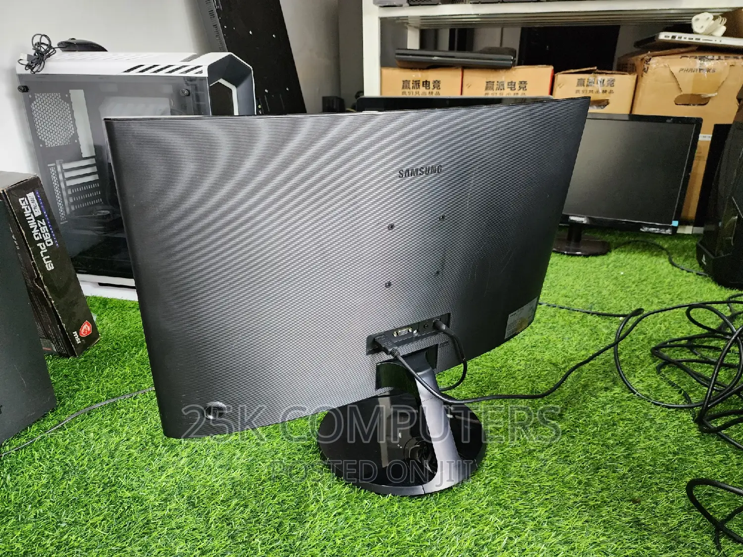 Samsung 27inch Curved FHD Display
