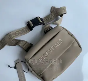 Essential Unisex Side Bag