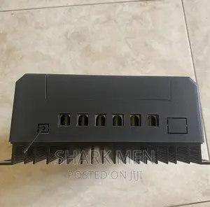 MPPT Solar Controller Charger MPPT 60 a Charger Controller