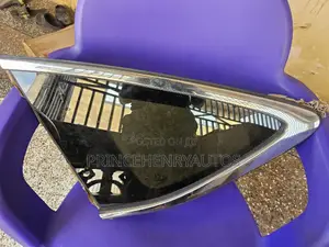 Honda CRV 2012-2016 Left Quarter Panel Window Glass