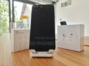 Apple iPhone 7 Plus 128 GB Black