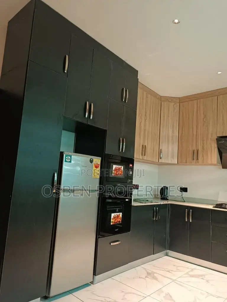 3bdrm Duplex in Pleasant Properties, Lake Side Estate for sale