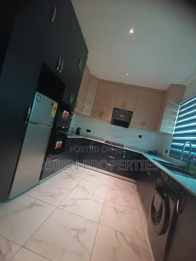 3bdrm Duplex in Pleasant Properties, Lake Side Estate for sale