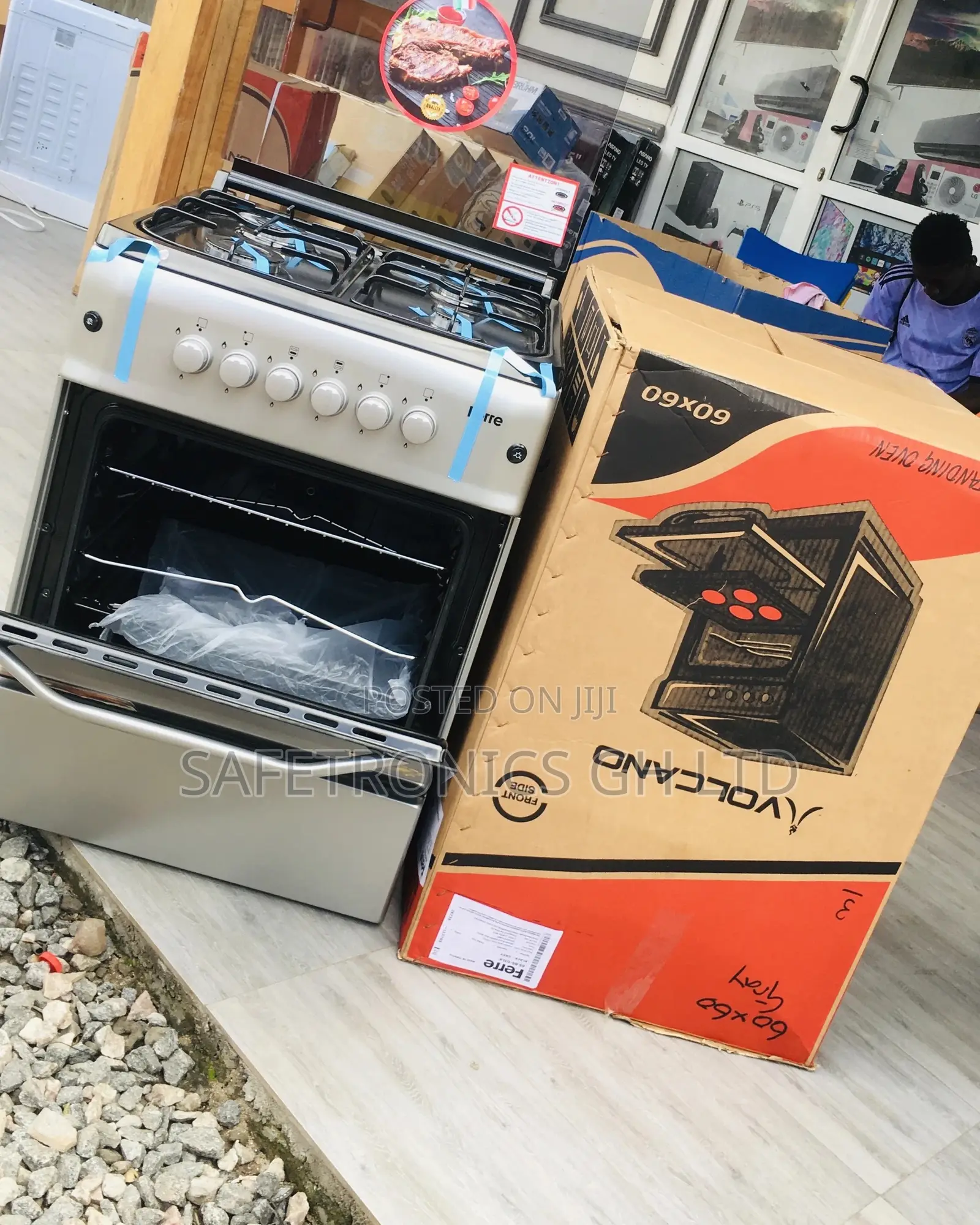 Sliver 4 Gas Cooker Oven With Grill 60x60 Ferre Glass Lid