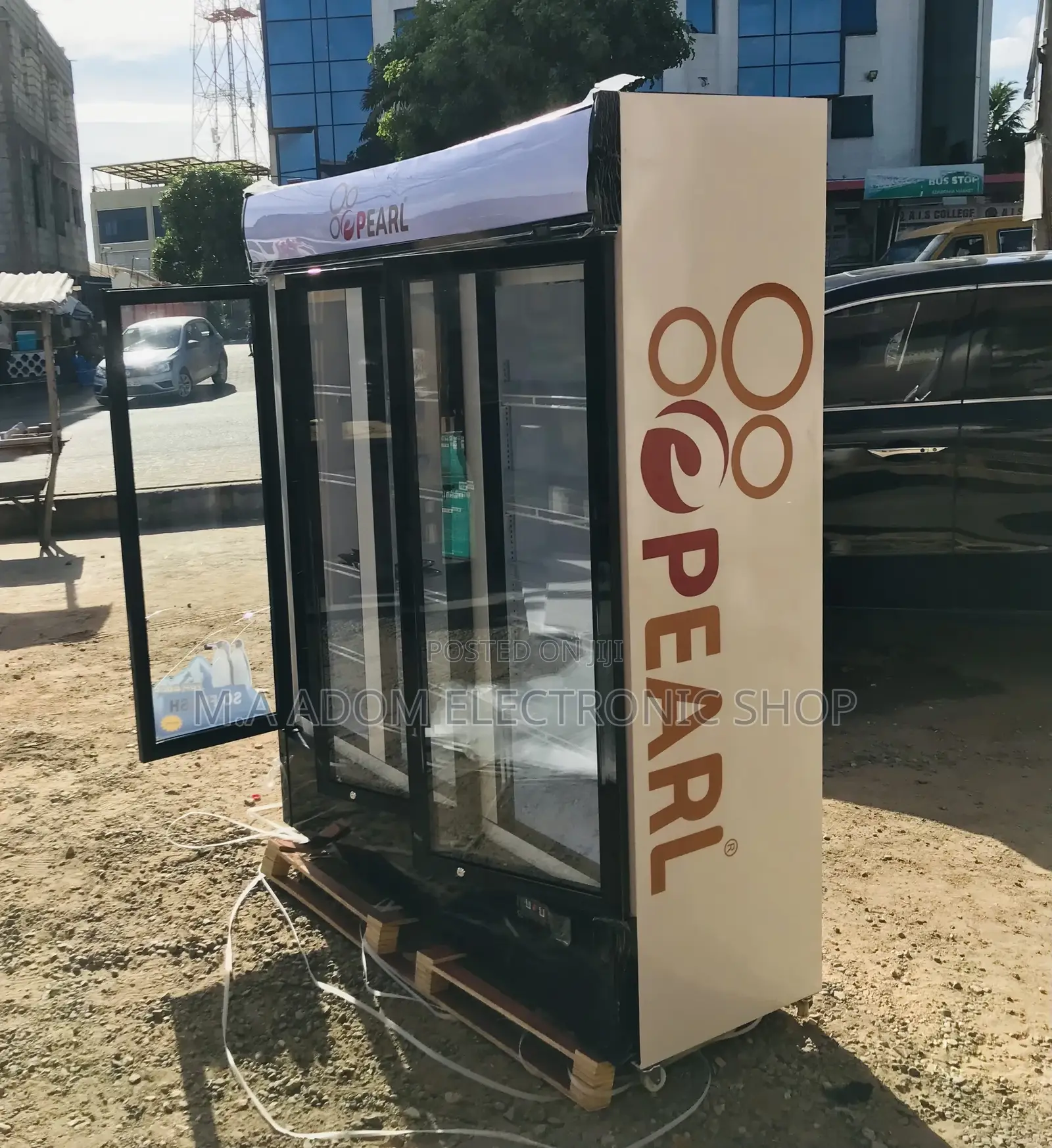 Quality Pearl PVC-150 3 Door Beverage Cooler 